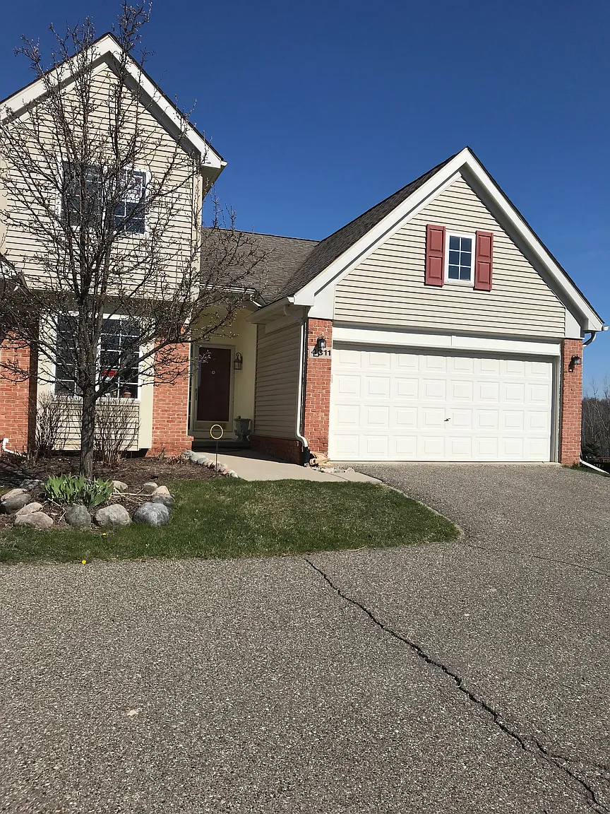 4311 Willow View Ct photo 1