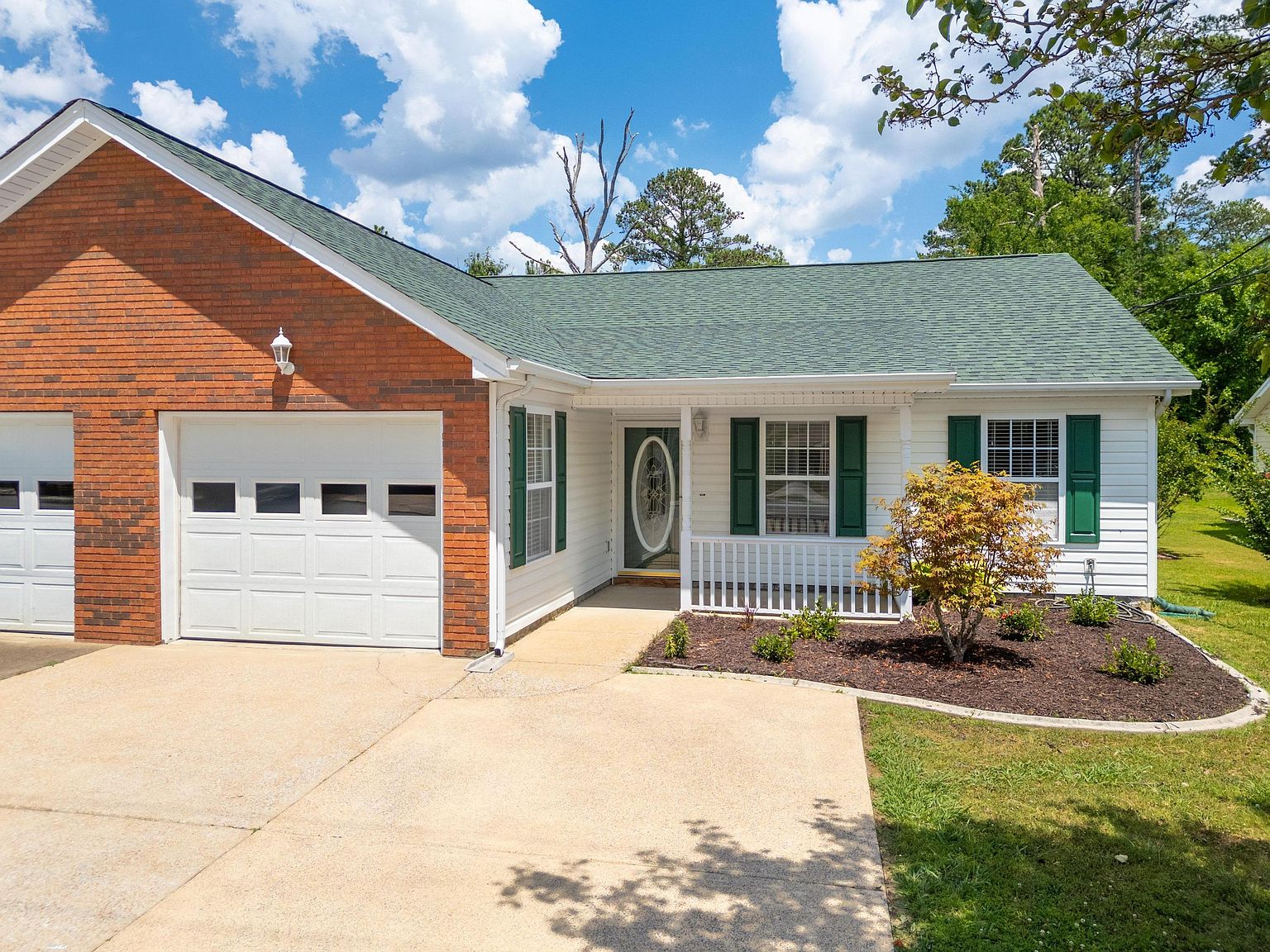585 Flagstone Dr, Rossville, GA 30741 Zillow