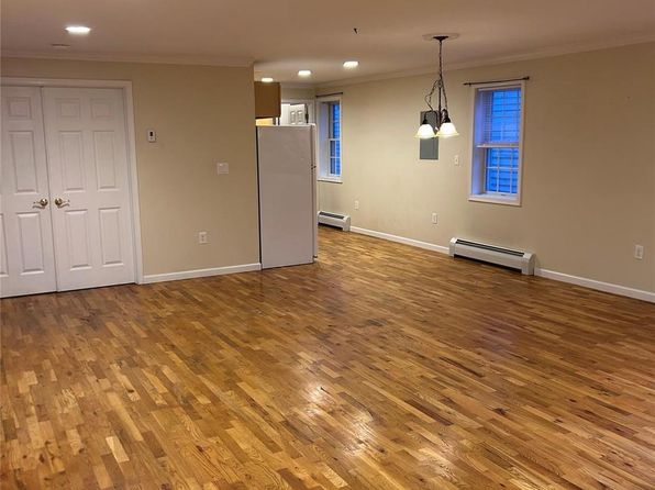 106 Newport Bridge Rd Unit 3