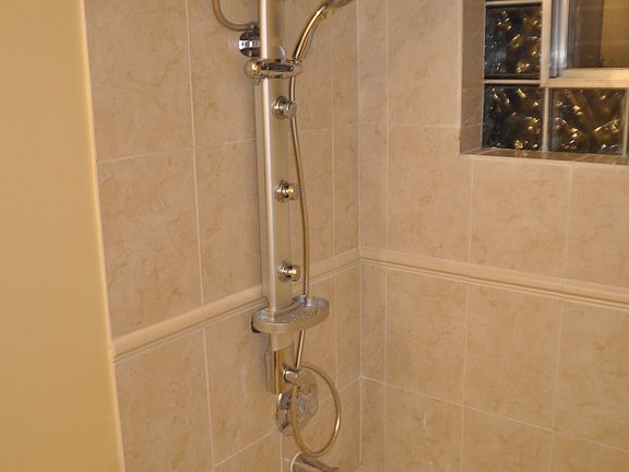5th image of 8810 Briar Ct APT 2B