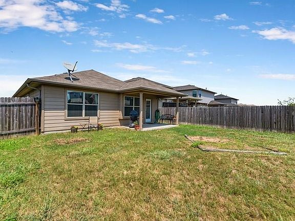 2nd image of 12207 Stoneridge Gap Ln