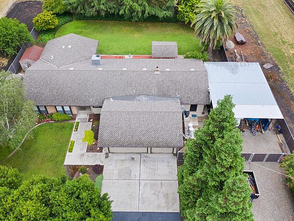 2nd image of 6306 E Roberta Pl