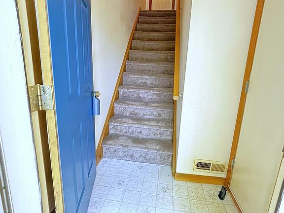 3rd image of 380 Hitchcock Road #60