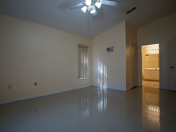 4th image of 5434 Loma Vista Loop