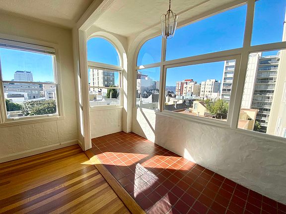 3rd image of 2155 Jackson St #304