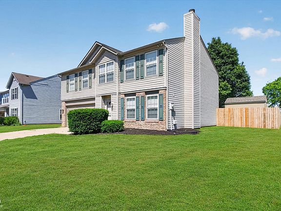 3rd image of 1 Somerset Cir