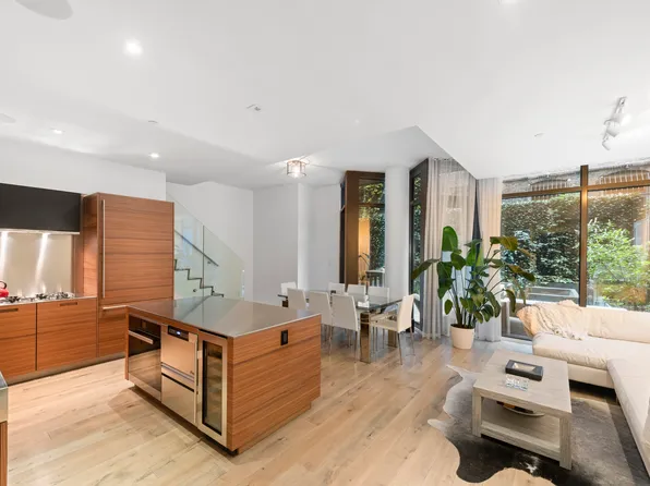 15 Renwick Street image 1 of 13