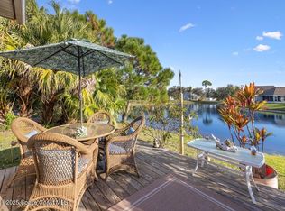 221 Briarcliff Cir, Sebastian, FL 32958