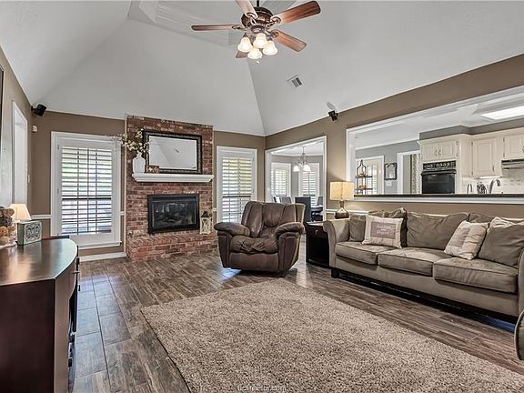 5th image of 3009 Bolero St