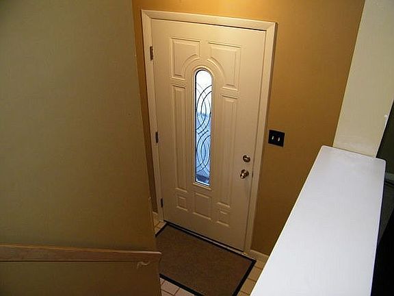 5th image of 313 Parkwood Dr