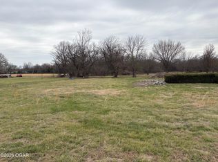 4114 N Saint Louis Ave, Joplin, MO 64801