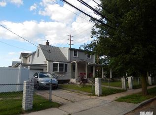 229 E Hawthorne Ave, Valley Stream, NY 11580