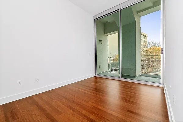 Rented by REAL New York | media 17