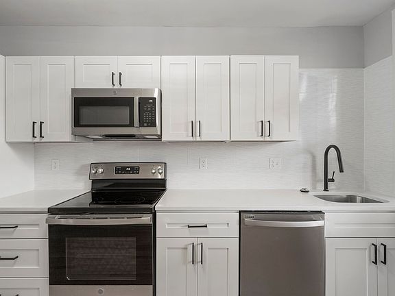 5th image of 6201 Arsenal St #3051-1N