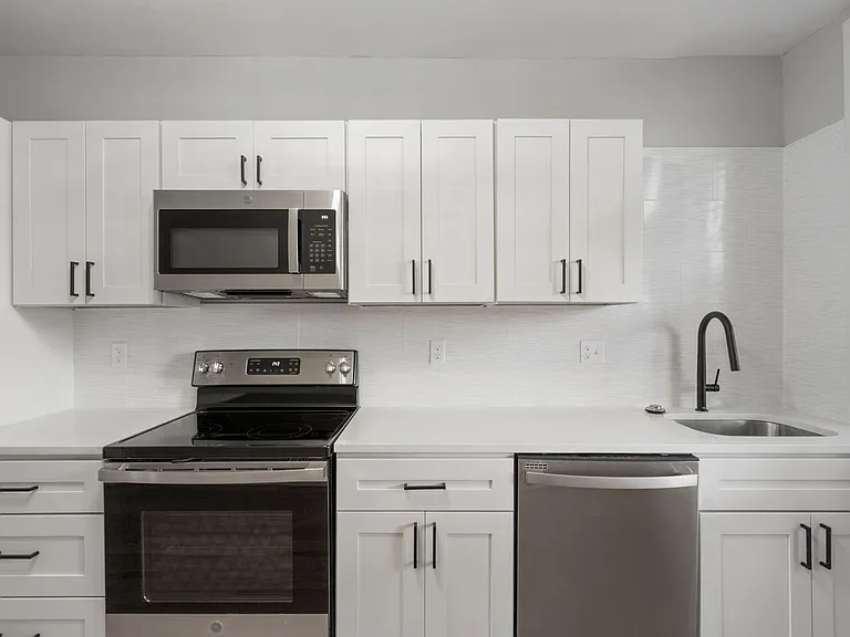 6201 Arsenal through 3051 Clifton — Photo 5