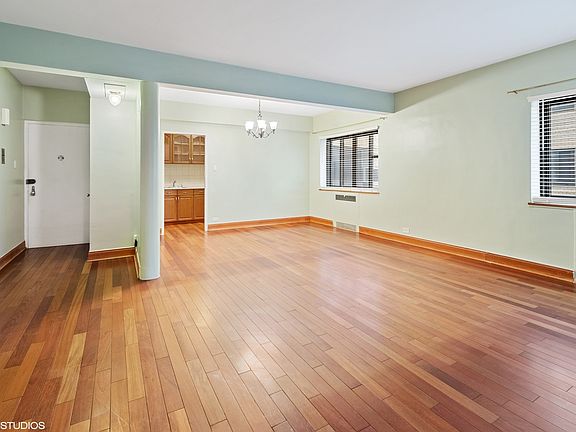 2nd image of 5056 N Marine Dr APT B6