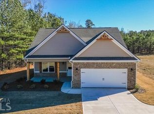 229 Davis Rd, Gray, GA 31032
