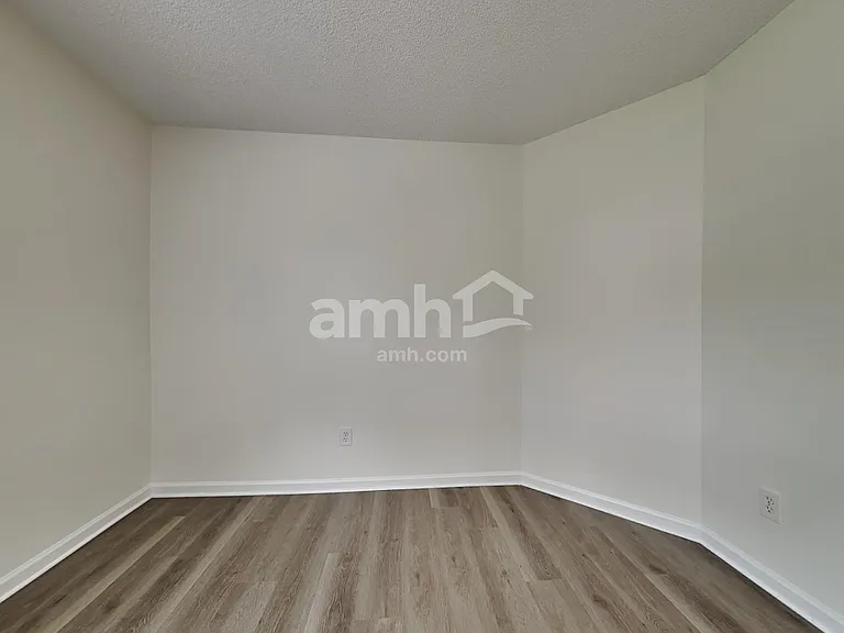 11435 Woodfire Rd — Photo 17