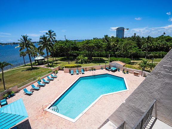 5th image of 5200 N Flagler Drive #803