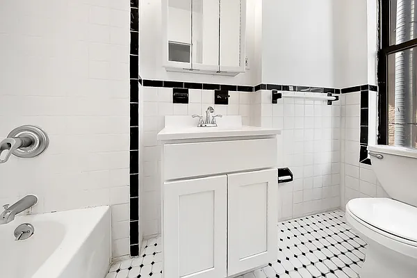 Rented by Corcoran | media 18