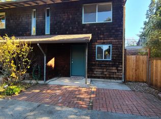 2719 Hillegass Ave #B, Berkeley, CA 94705