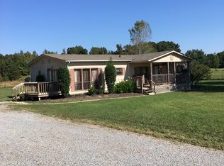 1788 Mosley Ferry Rd, Chapmansboro, TN 37035