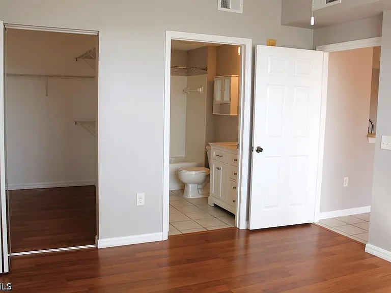 15605 Ocean Walk Cir #303 — Photo 10