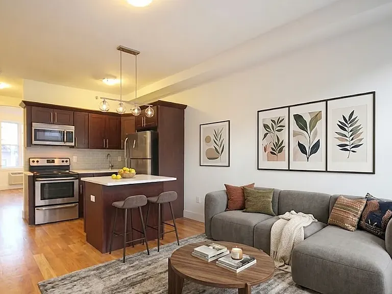 28 Meserole St #2 — Photo 1