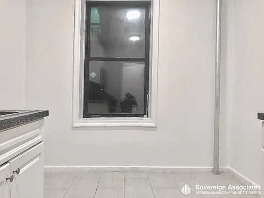 Rented by Sovereign Associates | media 8