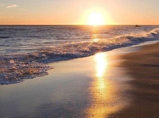 255 20th St #B, Del Mar, CA 92014