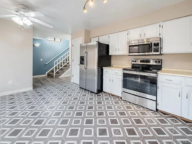 18231 E Layton Pl — Photo 8