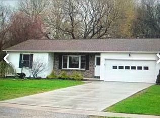 1143 W Gore Rd, Erie, PA 16509