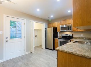218 Halo Dr, Wellford, SC 29385