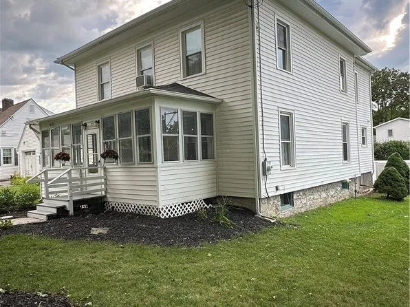 175 Cayuga St, Union Springs, NY 13160