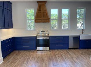 325 Valley High Dr, Spring Branch, TX 78070