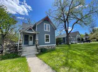 223 Madison St, Chelsea, MI 48118