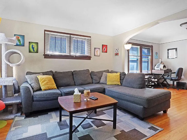 5230 Xerxes Ave S — Photo 2