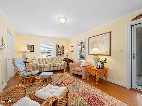 3rd image of 1600 Shepard Street