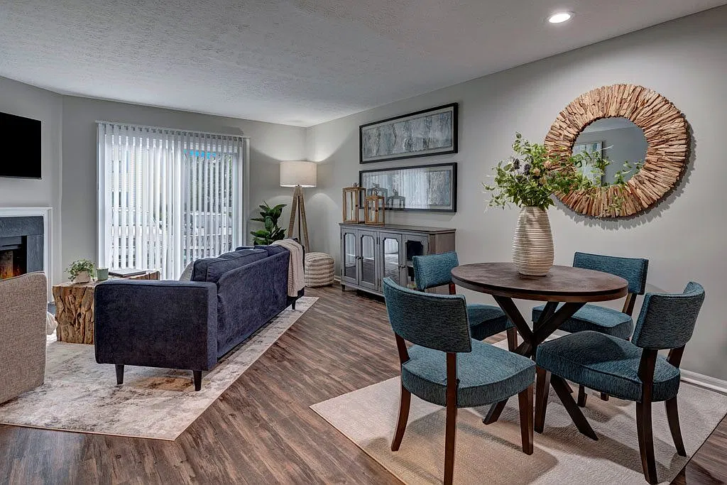 Lakeside at the Sanctuary Apartments — Photo 3