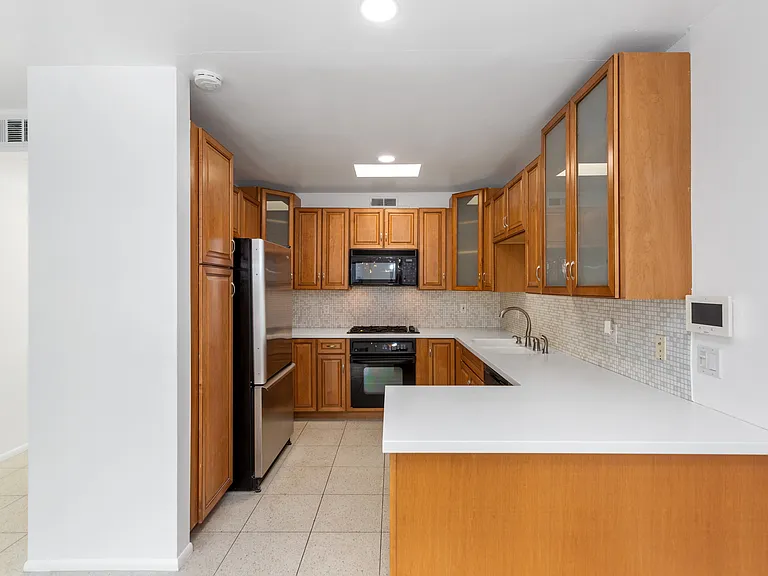 48071 Birdie Way #48071 — Photo 14