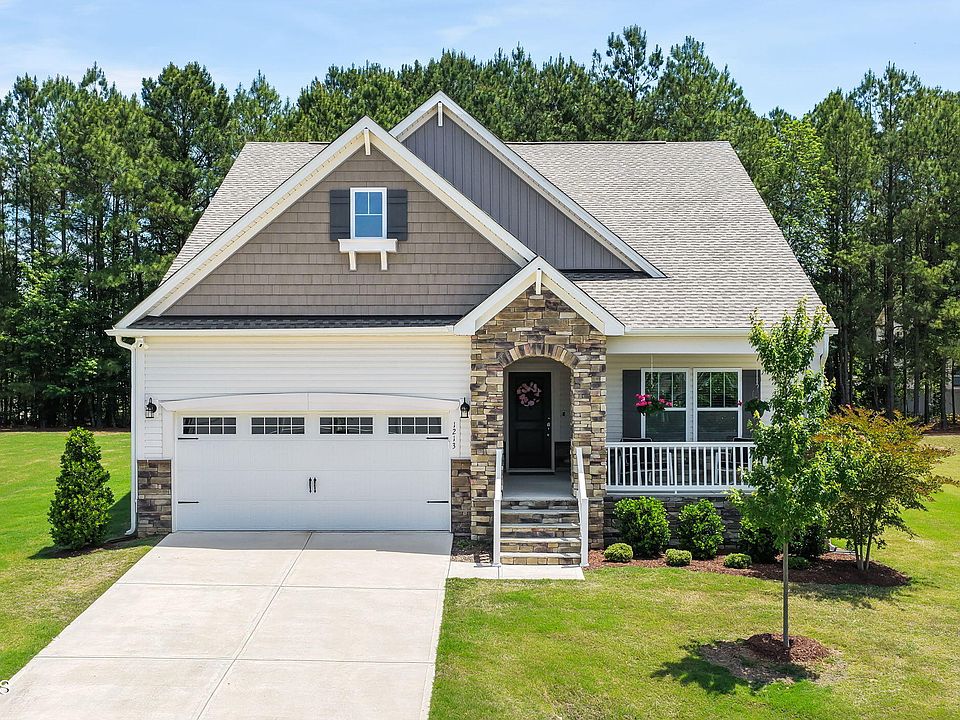 1st image of 1213 Huffington Oak Dr
