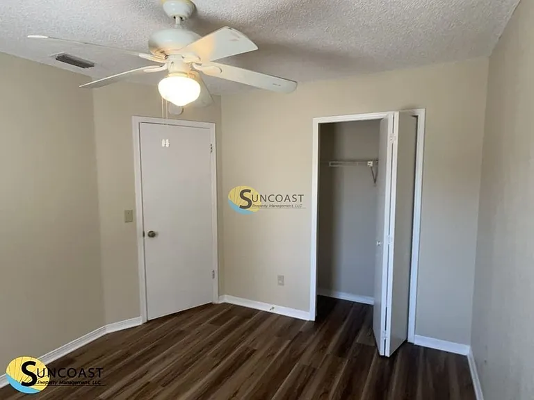 8702 Bandera Cir S — Photo 14