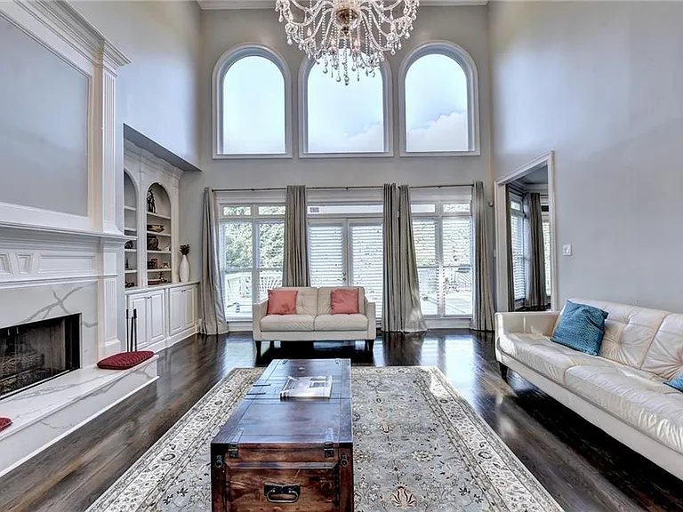 645 Falls Bay Ct — Photo 18