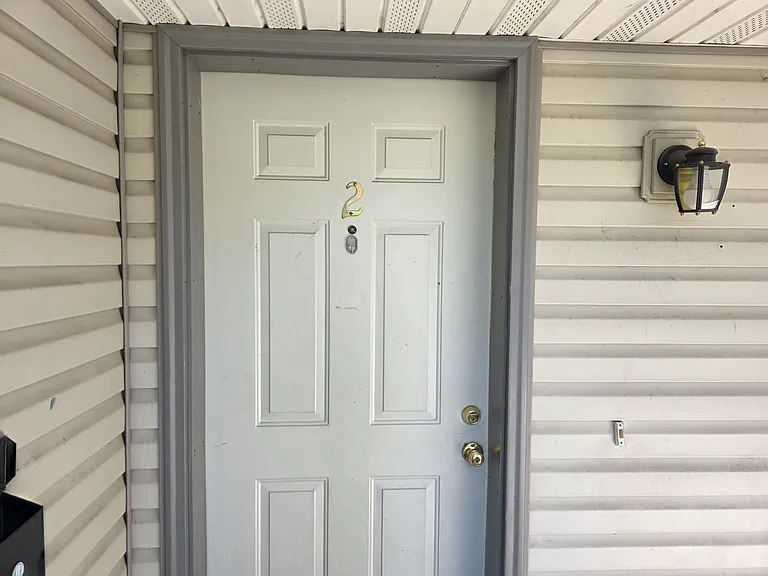 264 Ecols St S #2 — Photo 1