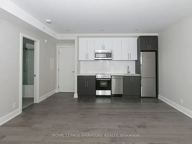 11 Walmer Rd #107 — Photo 1