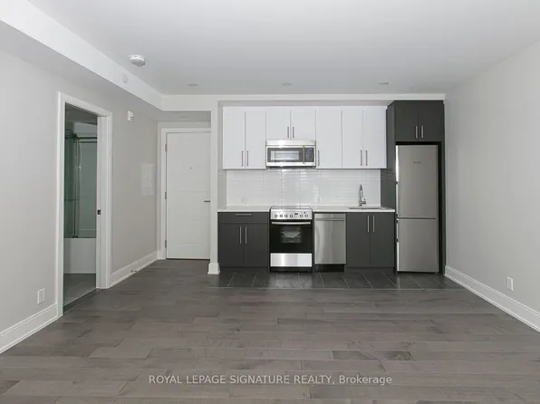 11 Walmer Rd, Toronto, ON