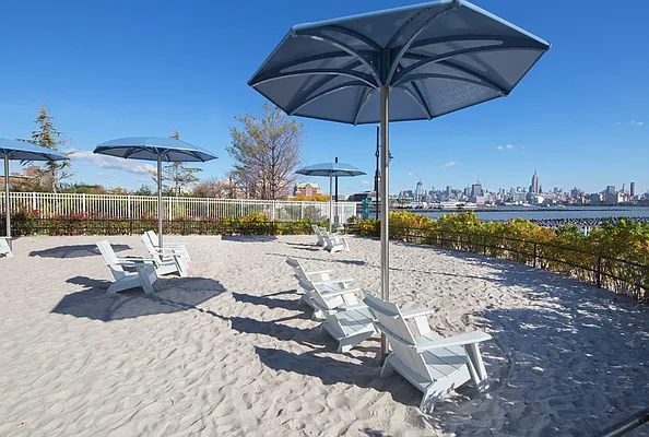 Rented by null | media 9