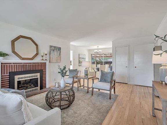3rd image of 25 Otay Ave