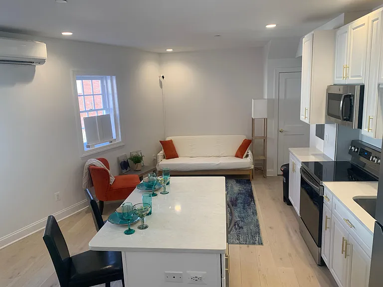 152 Main St #203 — Photo 6