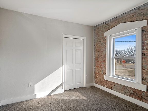 5th image of 1010-1012 Prospect Ave #8b58c2eaf